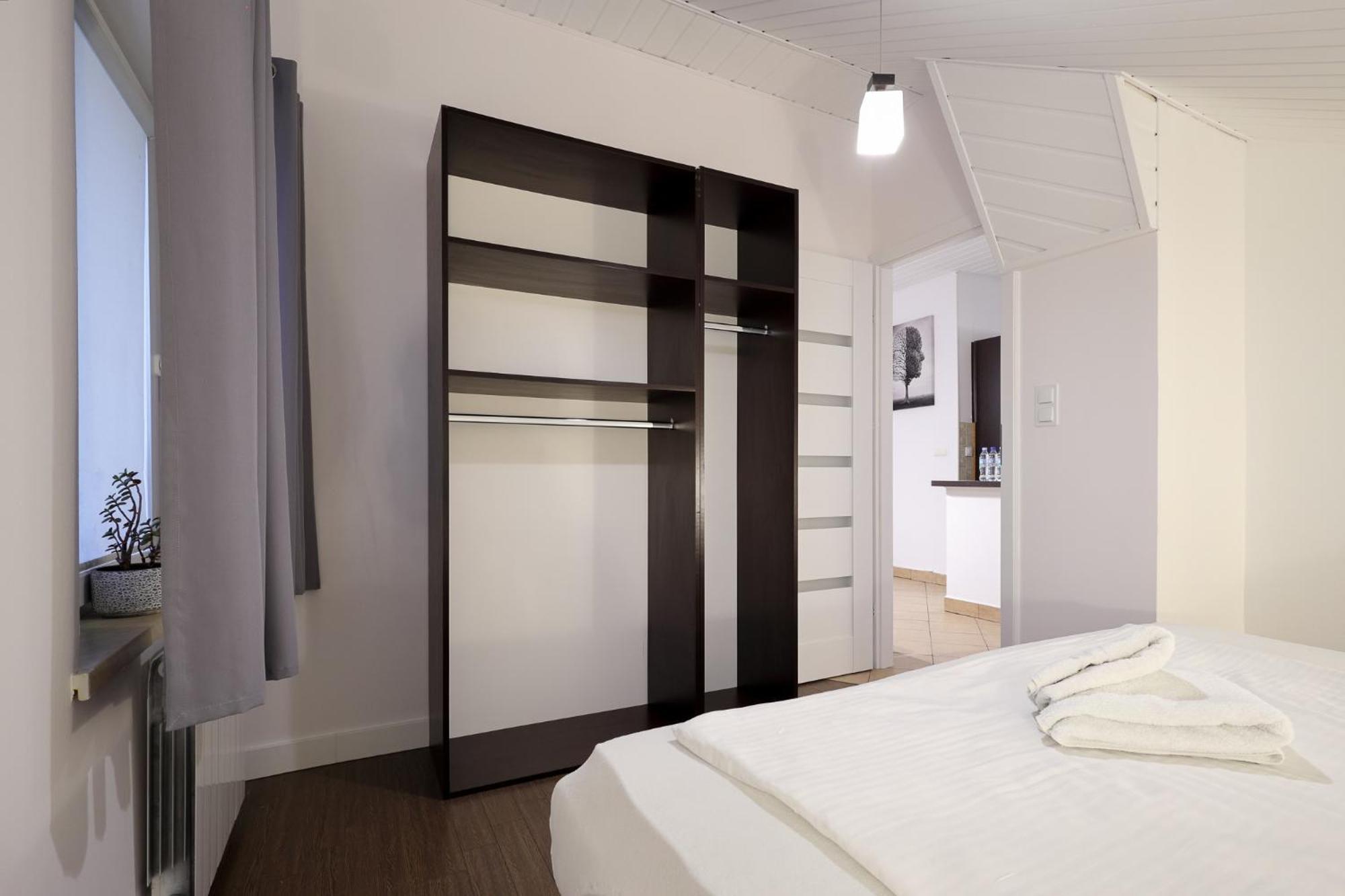 Dworek Rozany Hotel & Restauracja นามิสลอฟ ภายนอก รูปภาพ